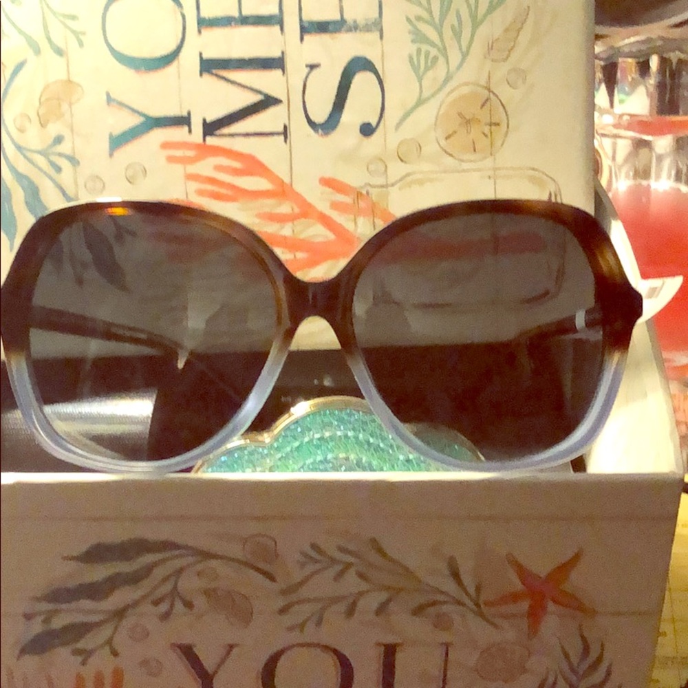 Brand new Kate Spade sunglasses ♥️
